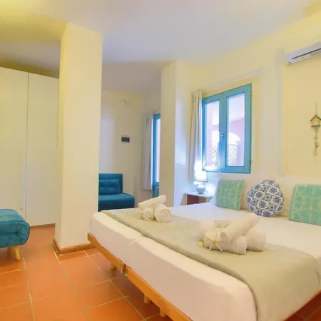 Center - Le Ginestre Apartamento